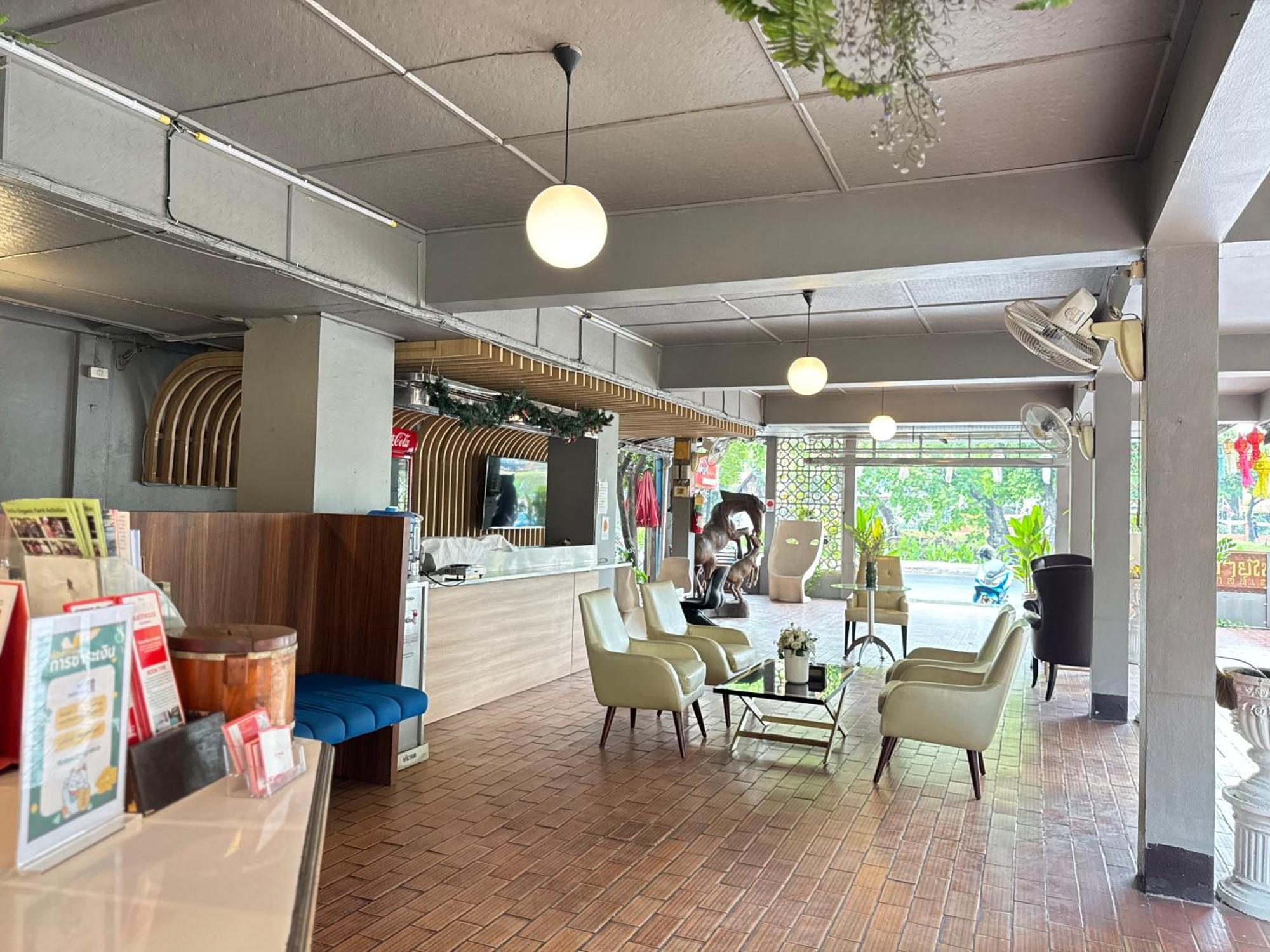 酒店 Collection O Khu Mueang Near Tha Phae Gate Formerly Lai Thai 清迈